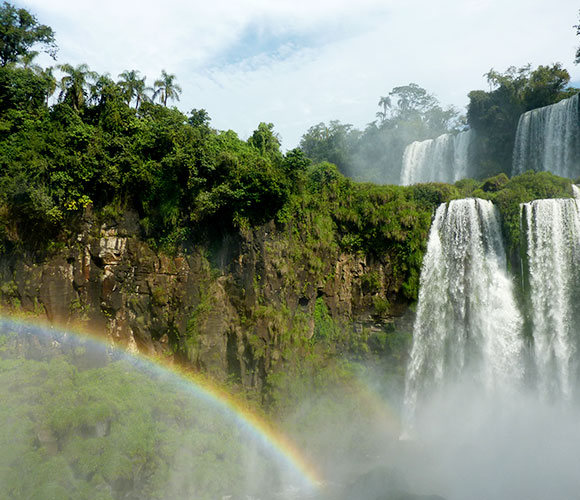 イグアスの滝の虹